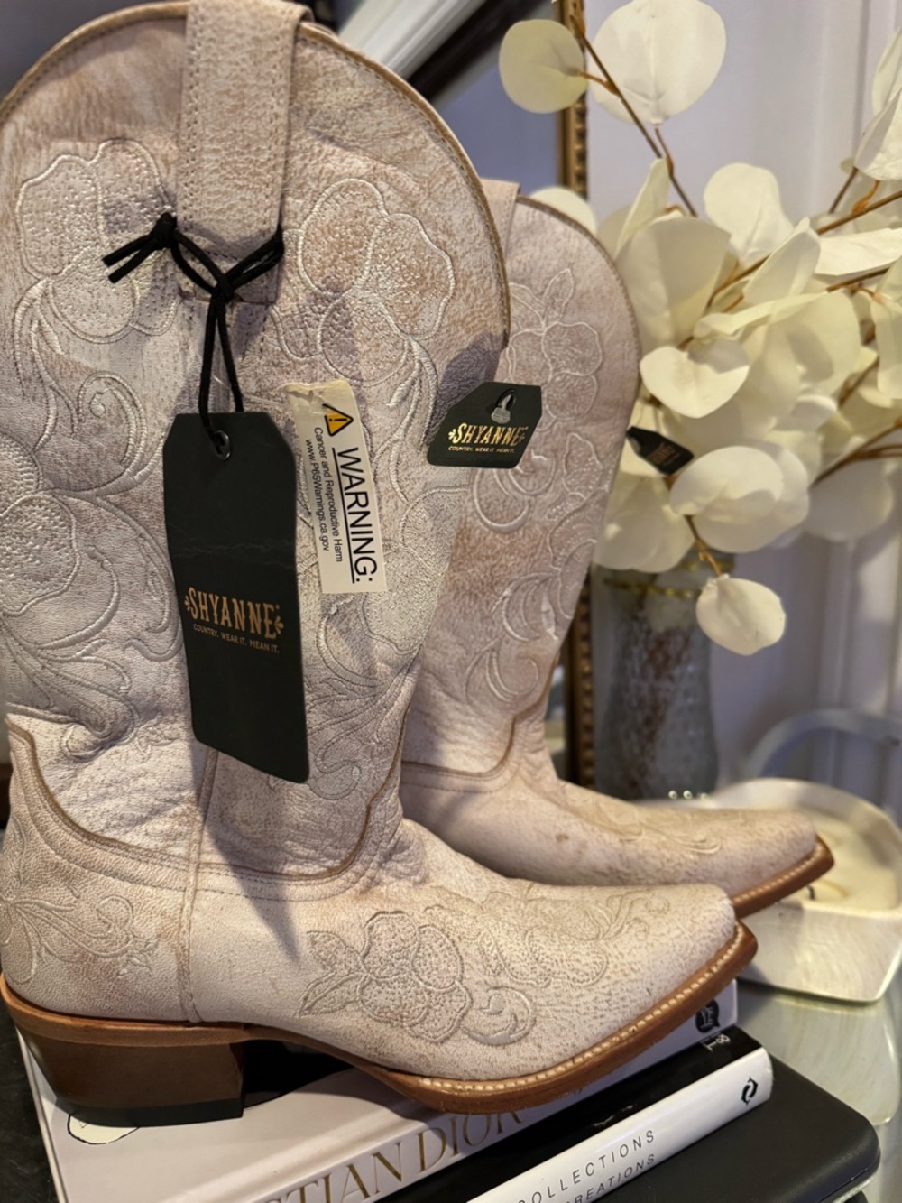 Shyanne Cream Embroidered Western Boots